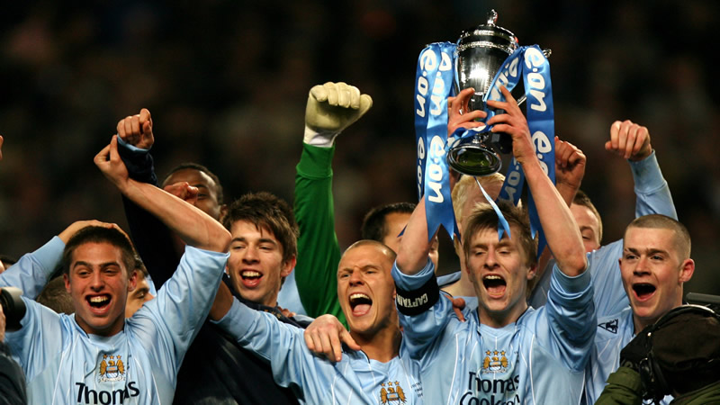 深圳男篮官方辟谣：欠薪28月资金链断裂+球员转会不实 将法律维权