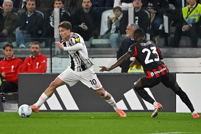 中超转会“大鱼”出现！联赛顶级前腰锁定冬窗标王