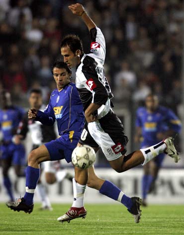 为了给日本球星签约腾出空间，公牛队无奈裁掉前快船后场新星？