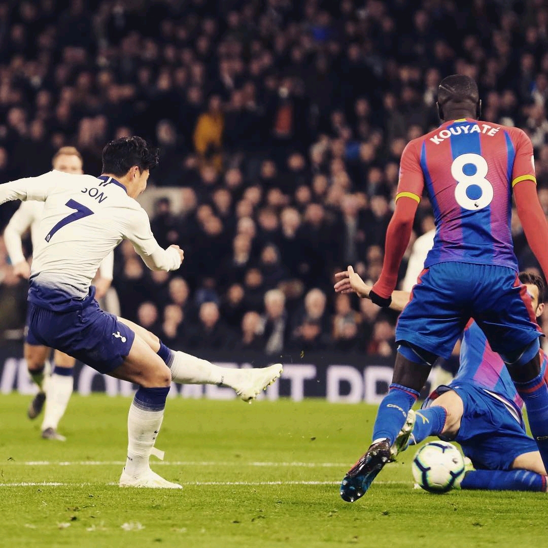 [中超]山东泰山门前混战 塞尔吉尼奥轻松破门